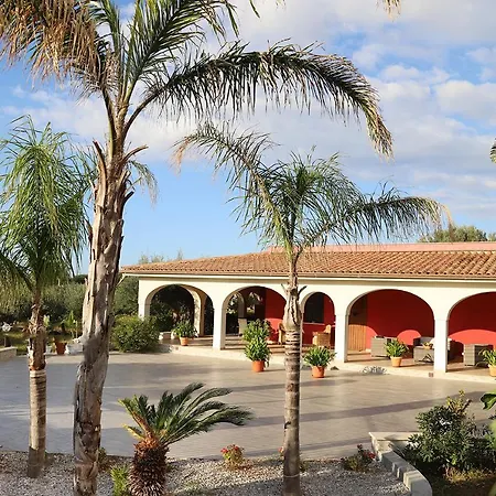 Lucy's Villa