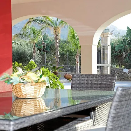 Villa Lucy's *