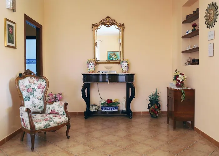Lucy's Villa *